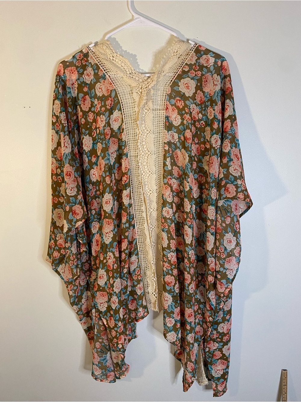 Boho Floral Crochet Trim Kimono Jacket - Olive Floral - Picture 5 of 6